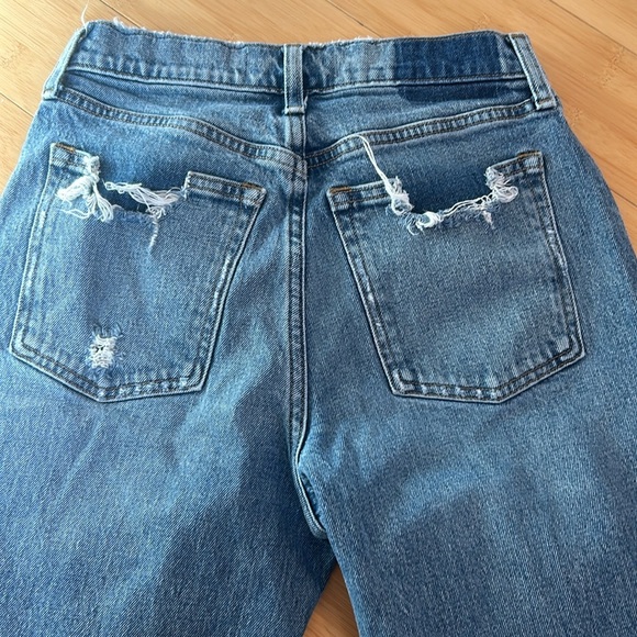 Abercrombie & Fitch Distressed High Rise Mom Jeans size 26 - Picture 7 of 7